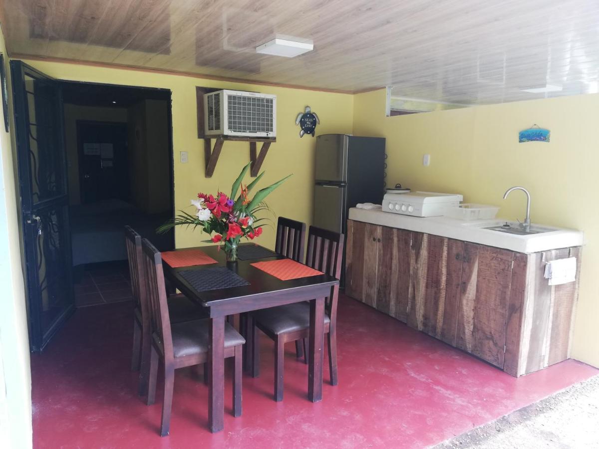 Bed and Breakfast Mundo Goub'Art à Cabuya  Chambre photo