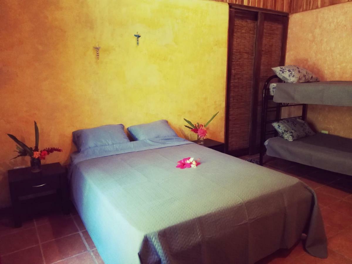 Bed and Breakfast Mundo Goub'Art à Cabuya  Extérieur photo